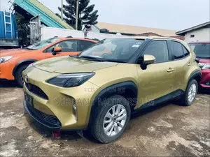 Toyota Yaris 2020 Gold