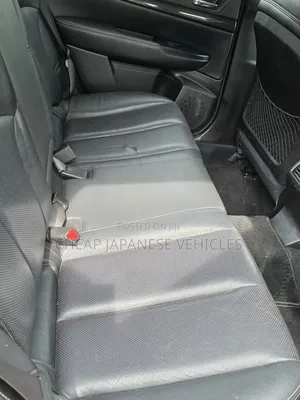 Subaru Outback 2.5i Premium PZEV 2012 Pearl