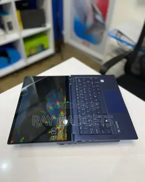 New Laptop HP EliteBook X360 1020 16GB Intel Core i7 SSD 256GB