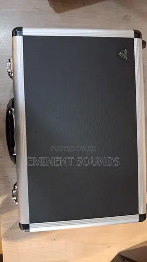 Behringer Condenser Microphone B-1