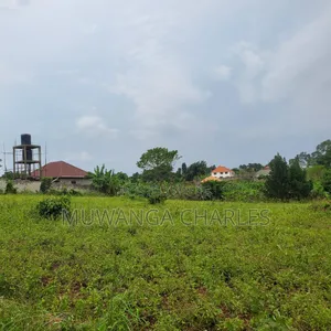 Plot on Sale in Gayaza Makenke