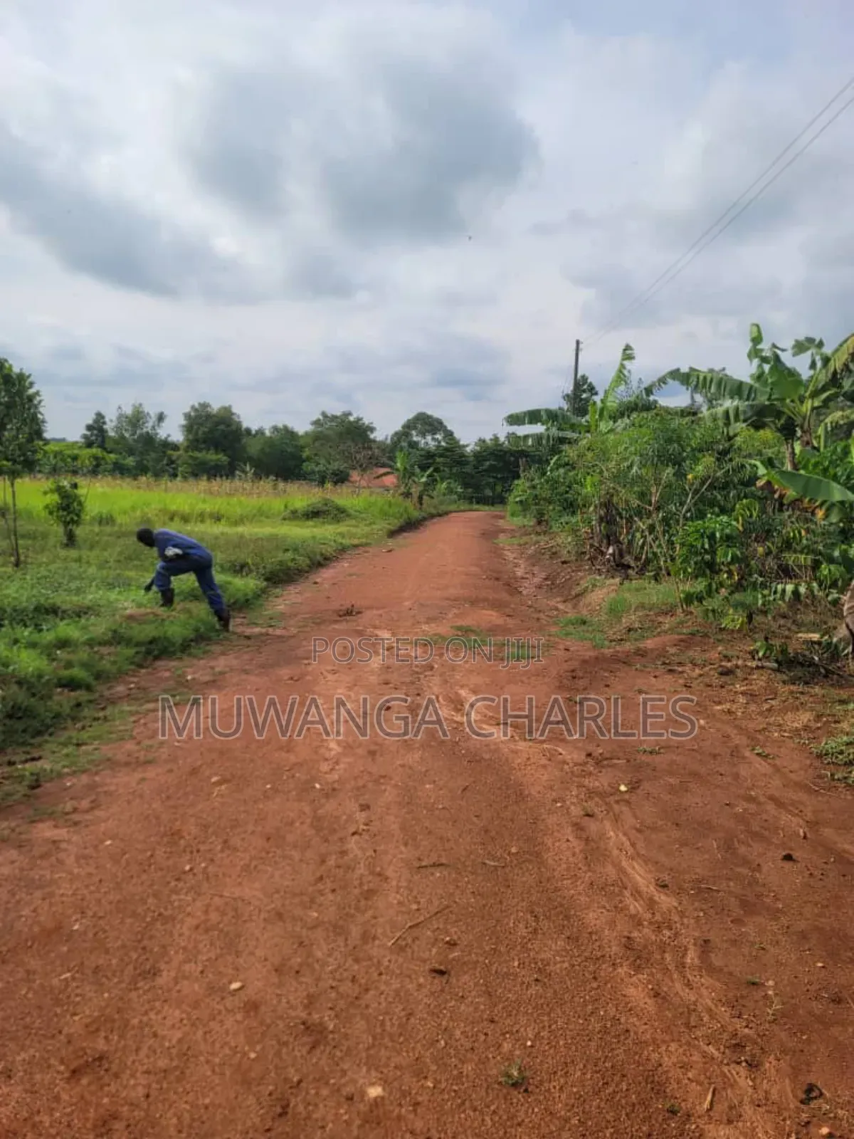 1acre on Sale in Bombo Kalule