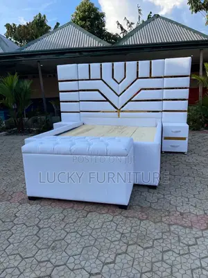 White Five by Six Bed