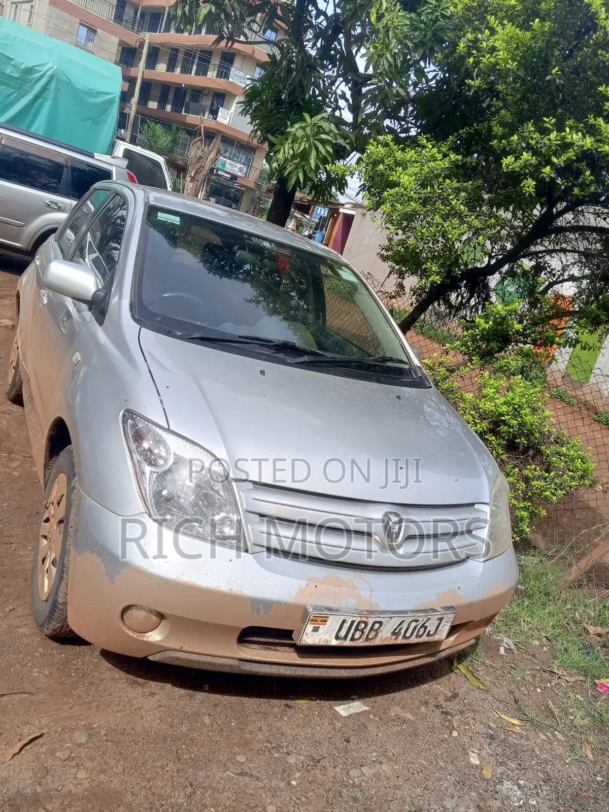 Toyota IST 2006 Silver