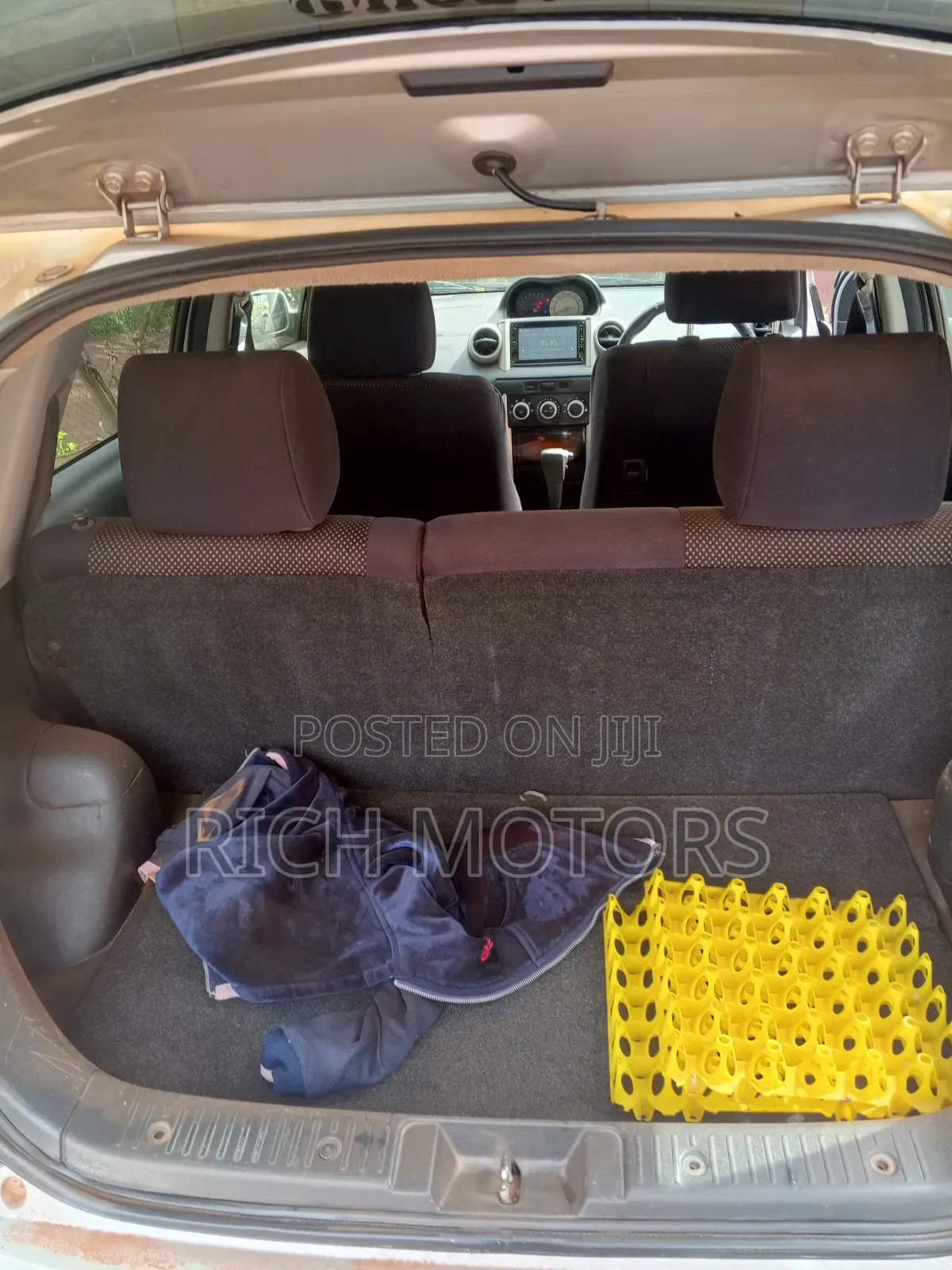 Toyota IST 2006 Silver