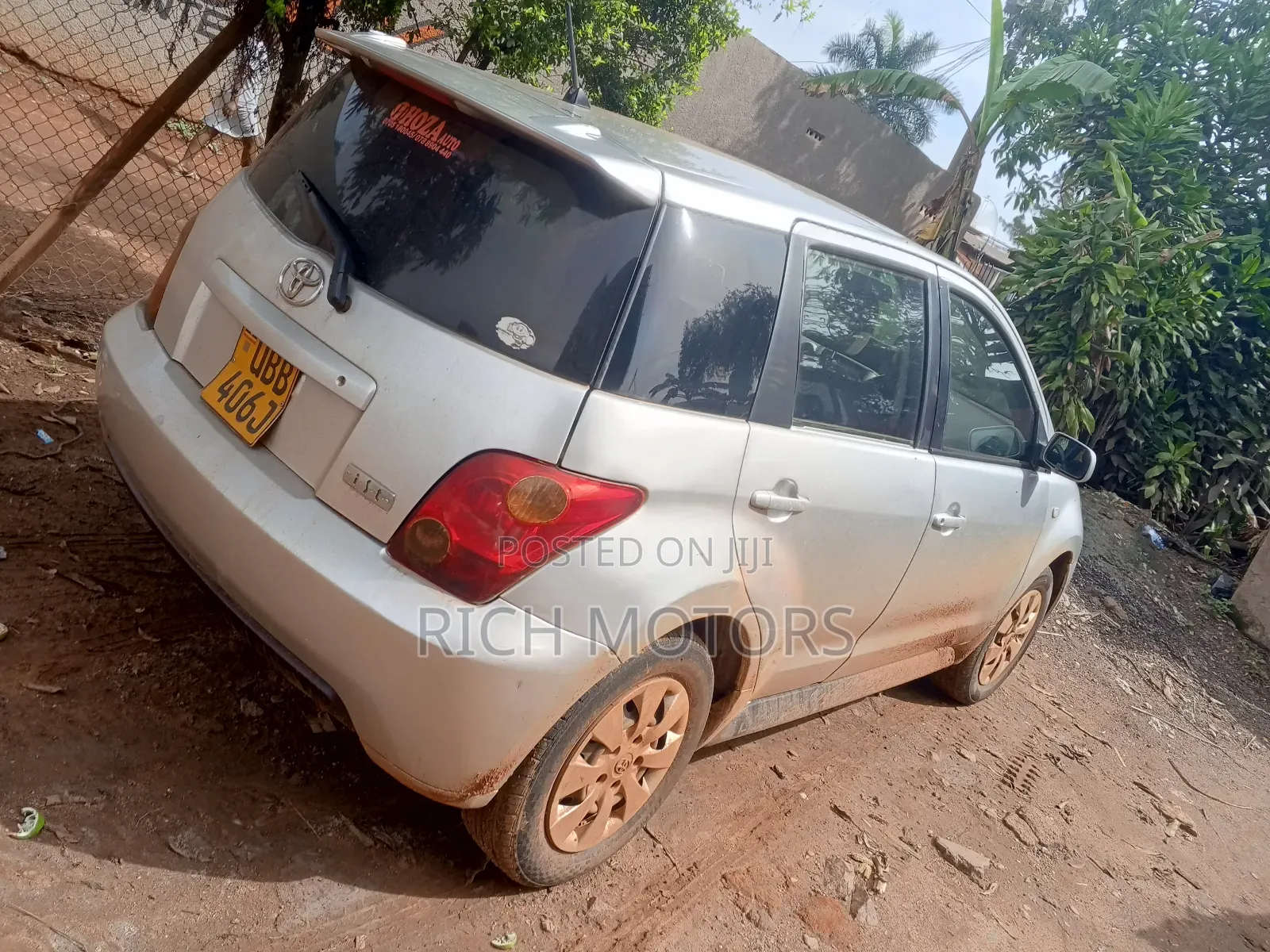 Toyota IST 2006 Silver