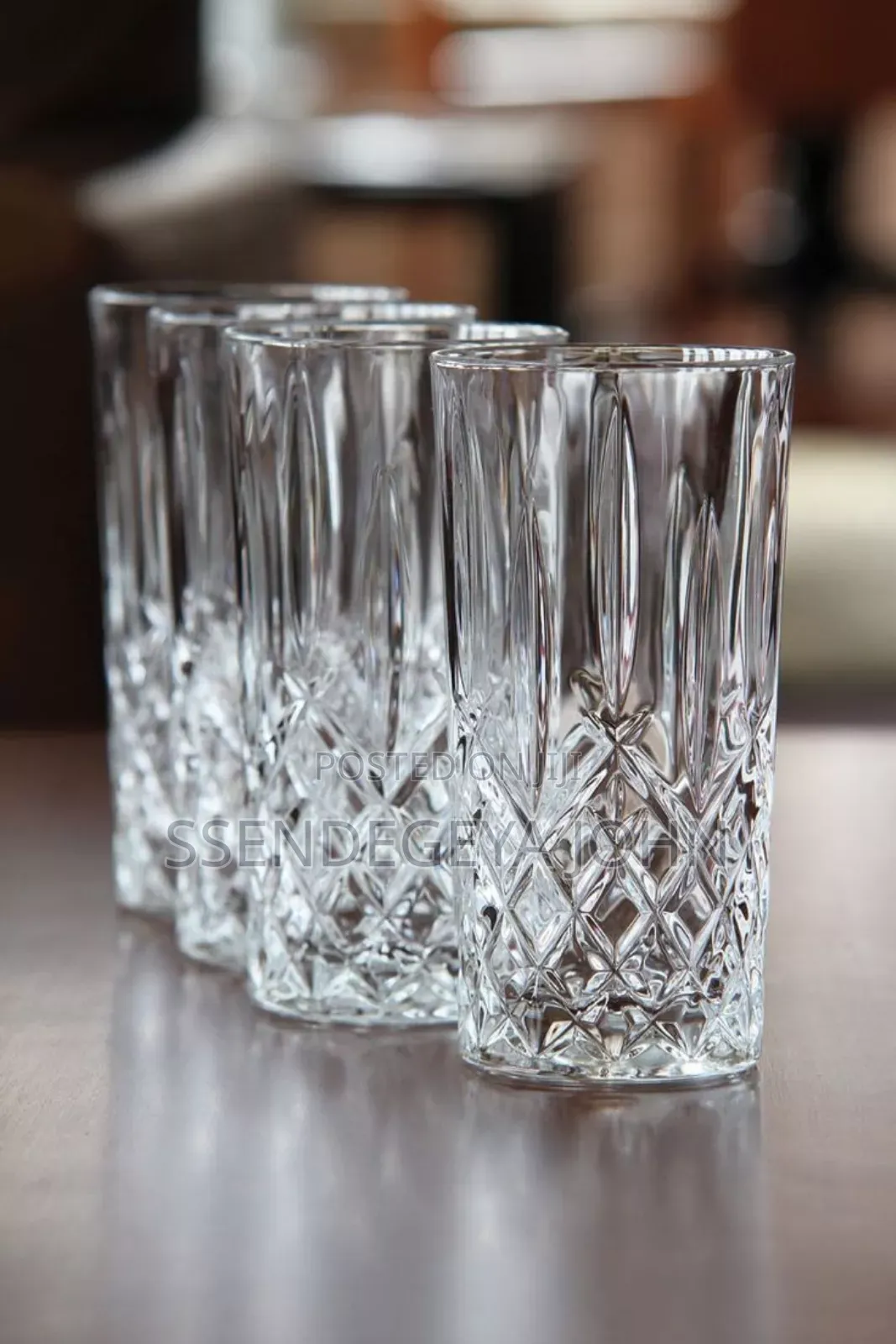 Lang Xu Glass