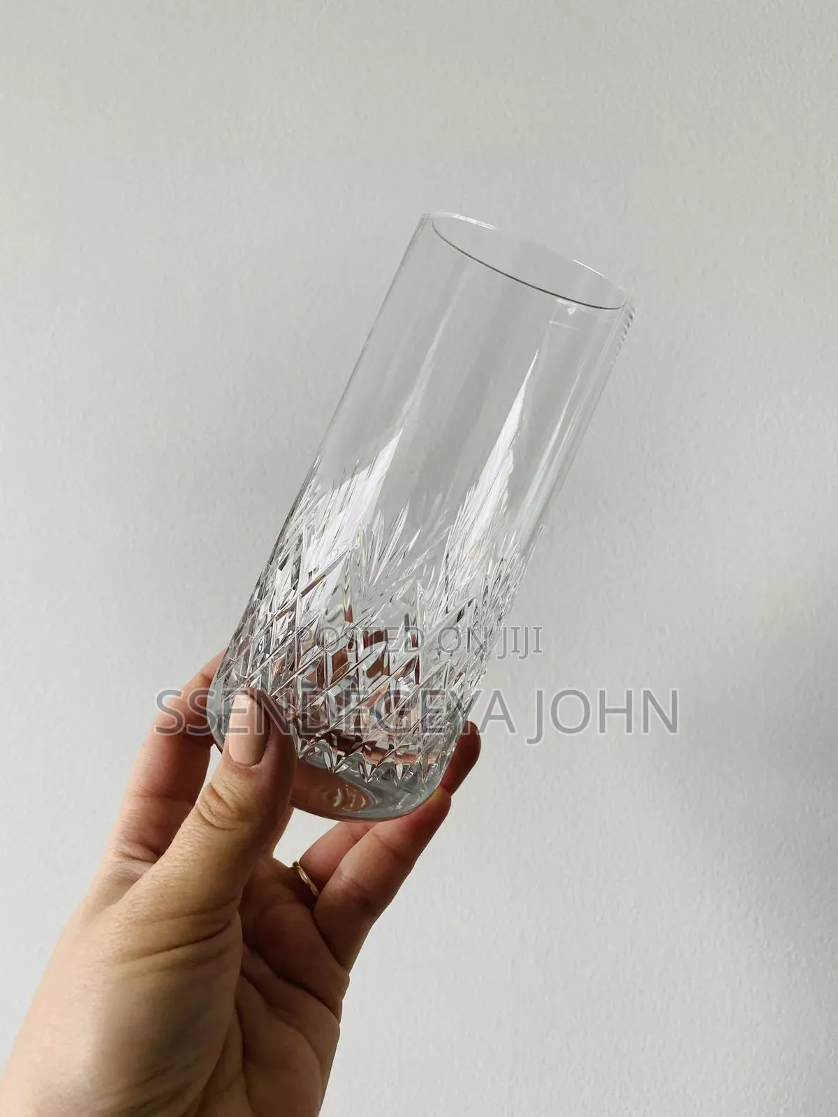 Lang Xu Glass