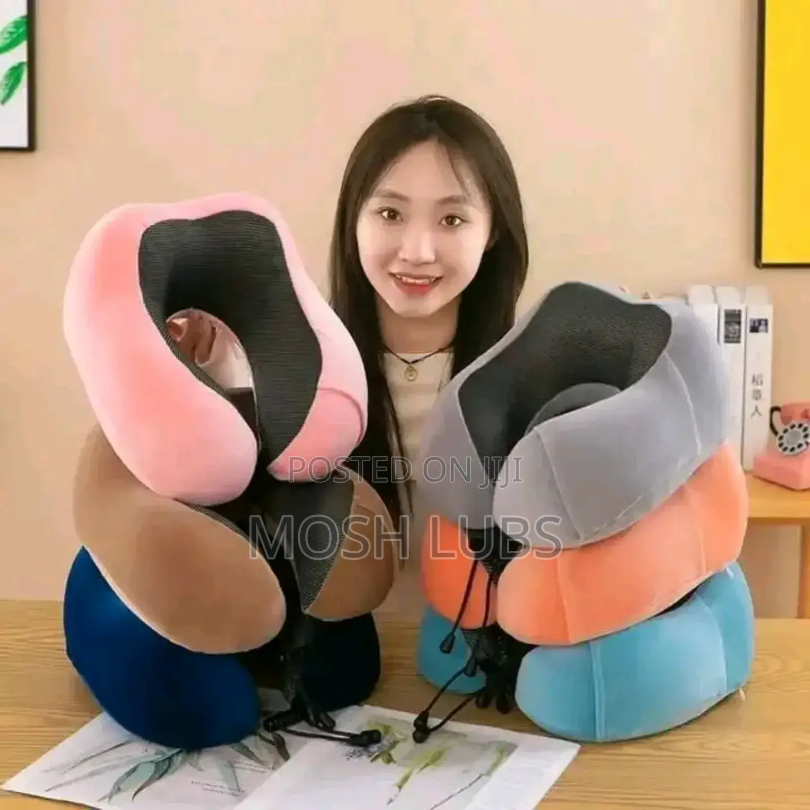 A 100% Memory Foam Flight Pillows