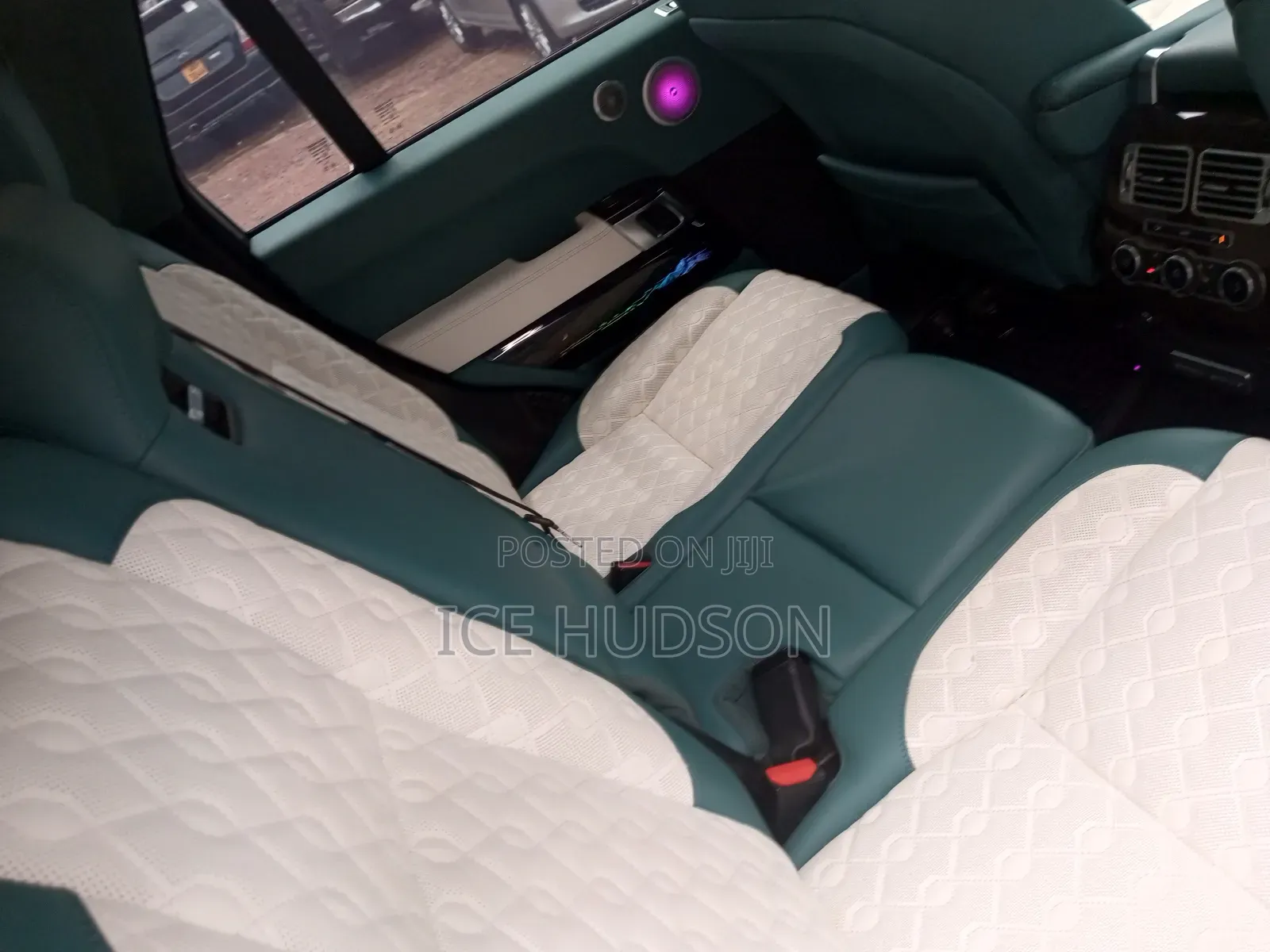 Land Rover Range Rover Vogue 2024 Black