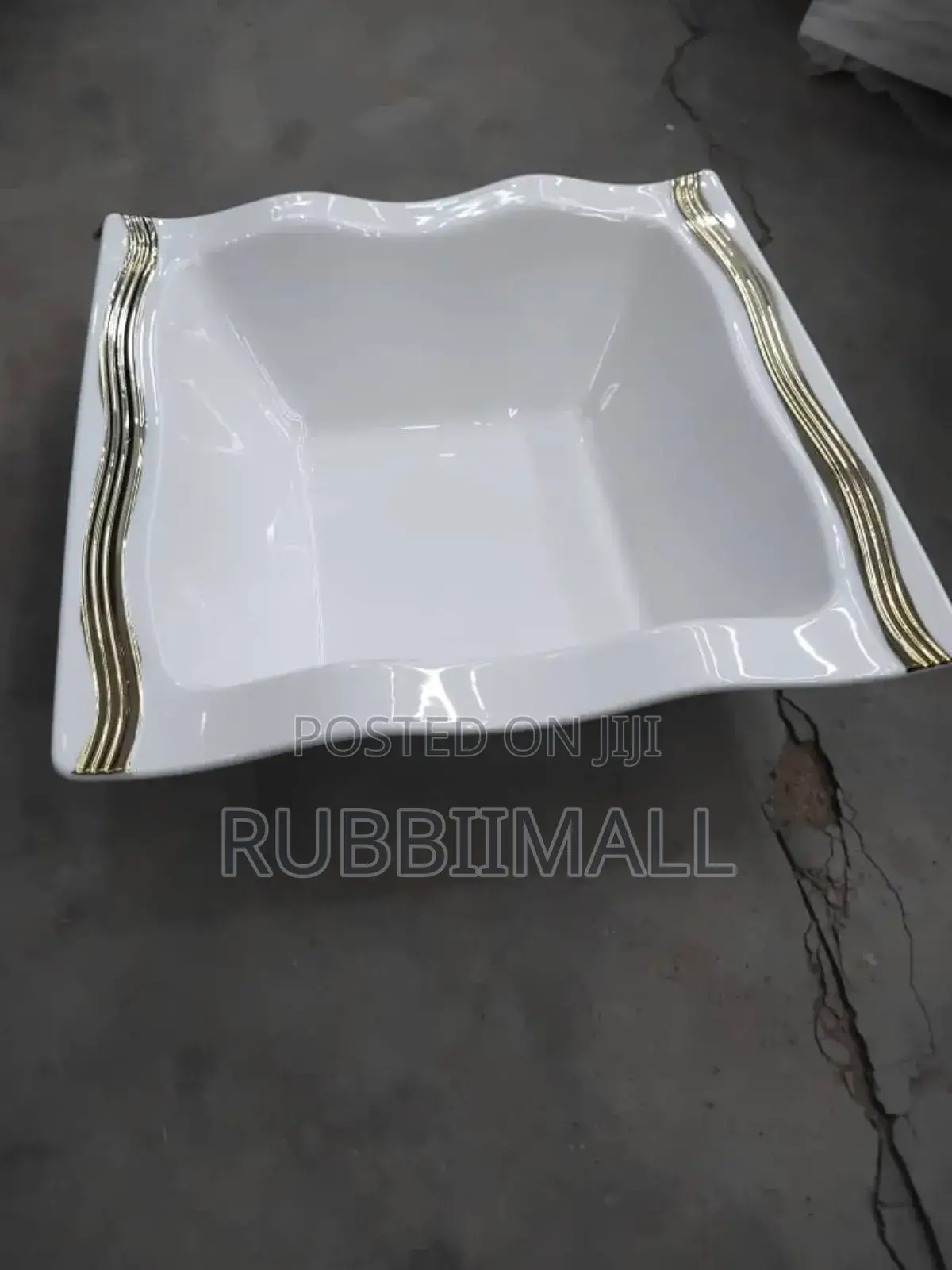 Decorative Ceramic Square Bowl