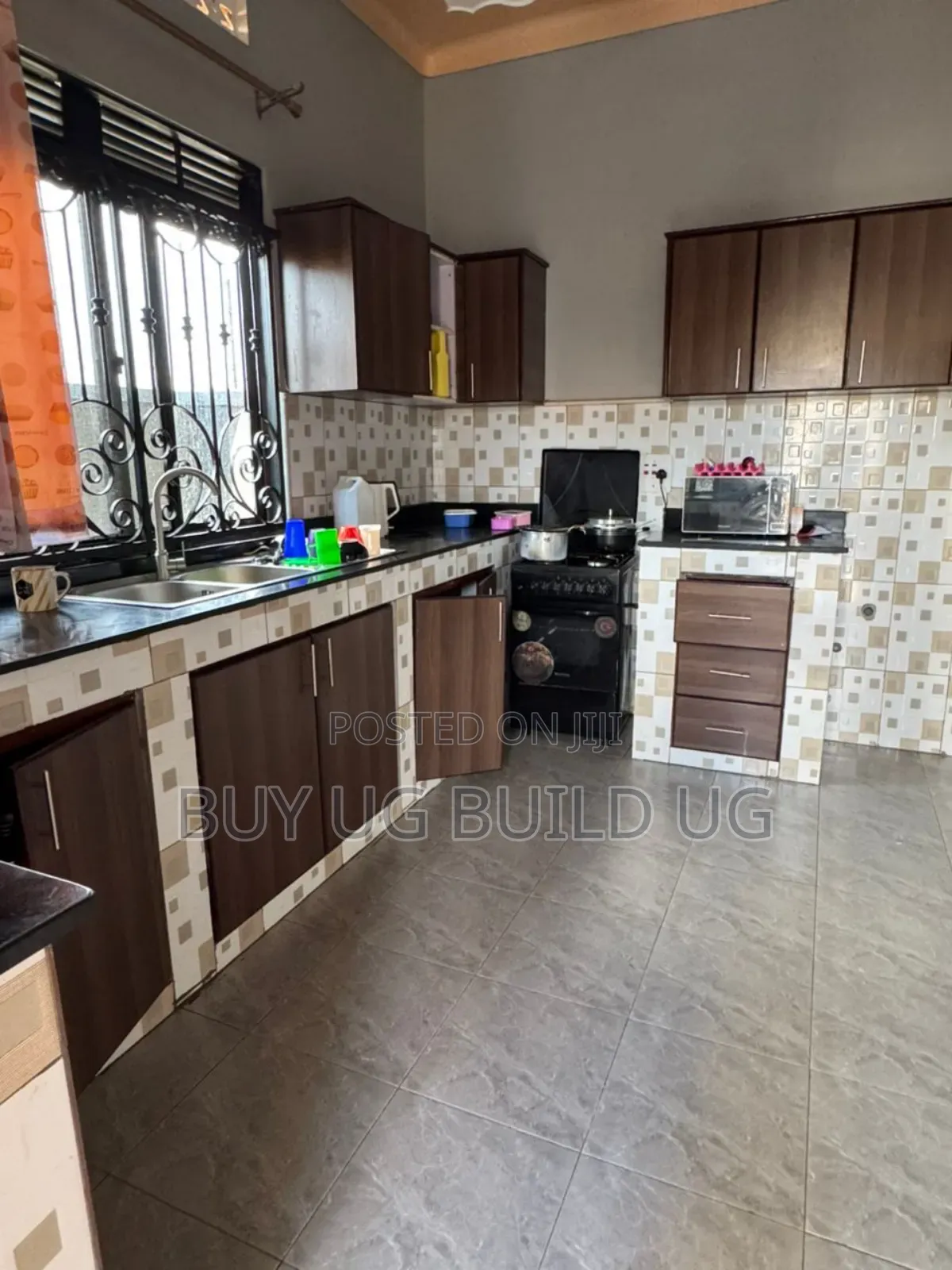 3bdrm Bungalow in Gayaza Kiwenda, Division B for sale