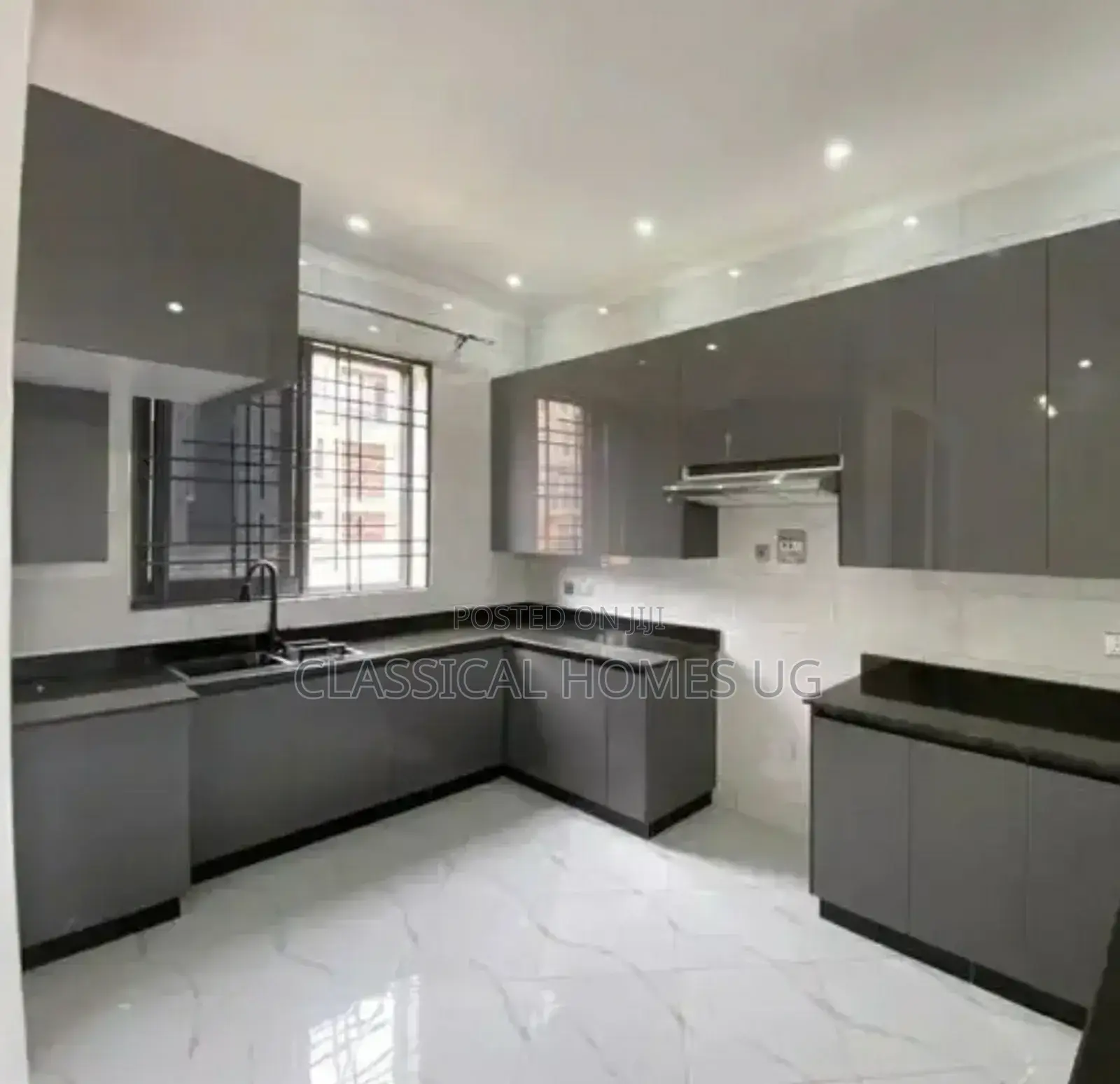 2bdrm Apartment in Muyenga, Central Division for rent