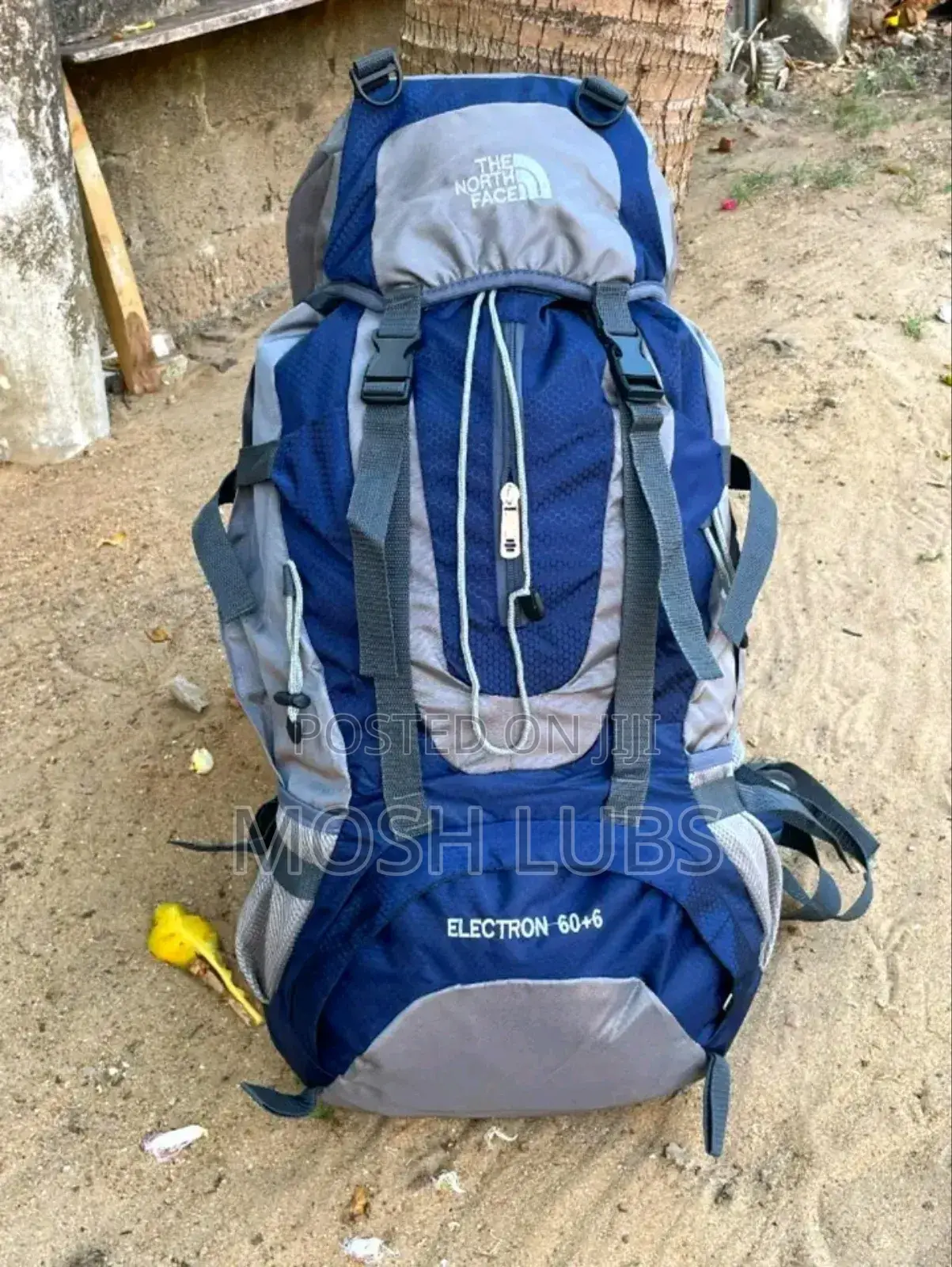 Camp Hiking Backpacks With Multi Compartments