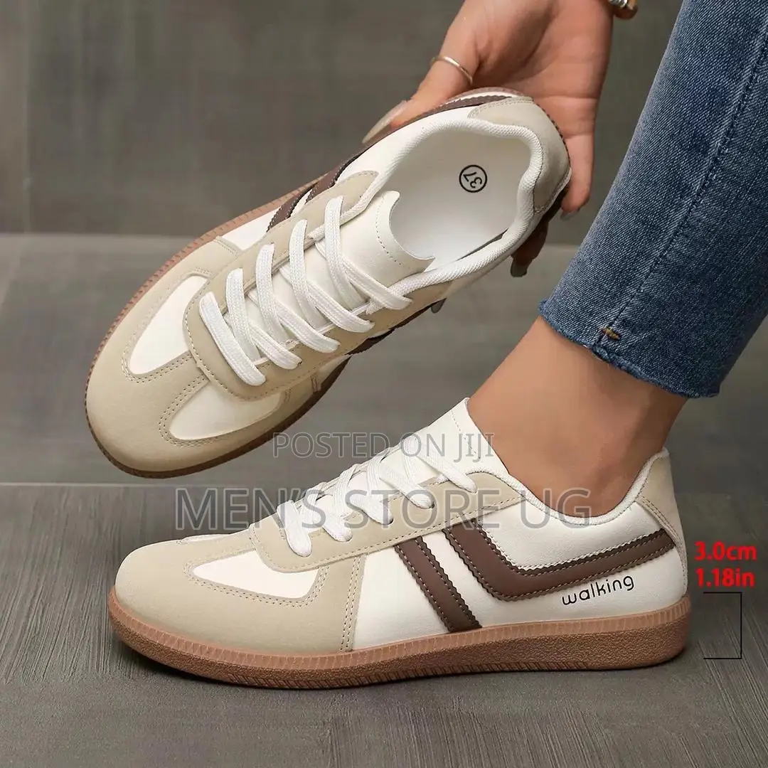 Ladies Classic Fashion Canvas Shoes