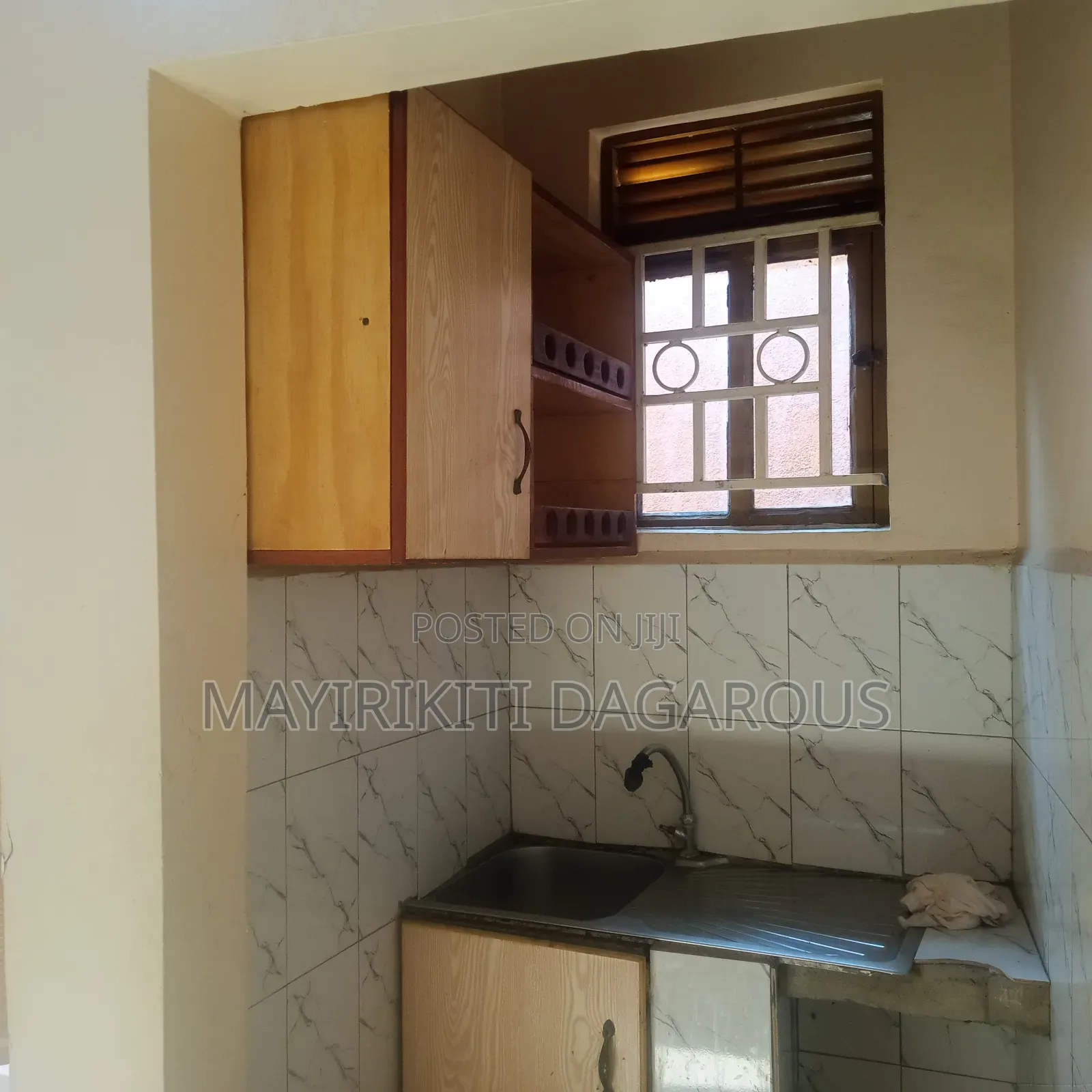 1bdrm House in Makindye for rent
