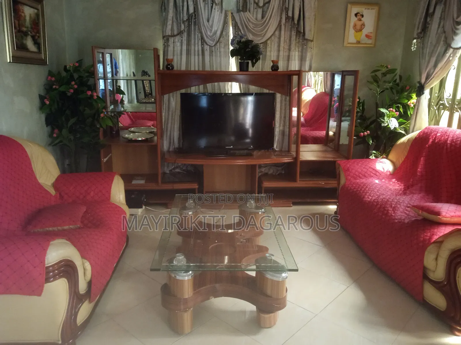 Furnished 3bdrm Apartment in Seguku Katale, Central Division for rent