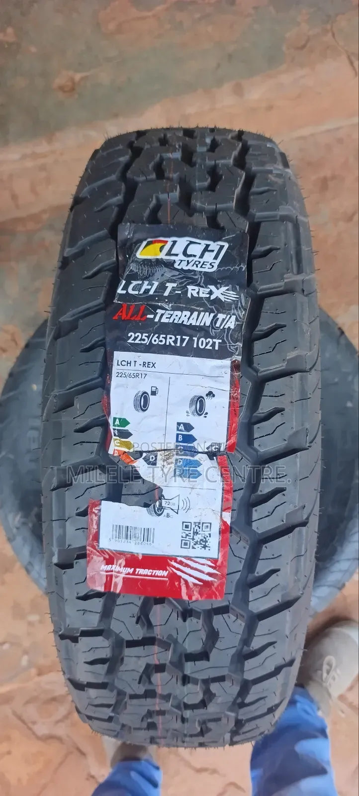 225/65r17 LCH