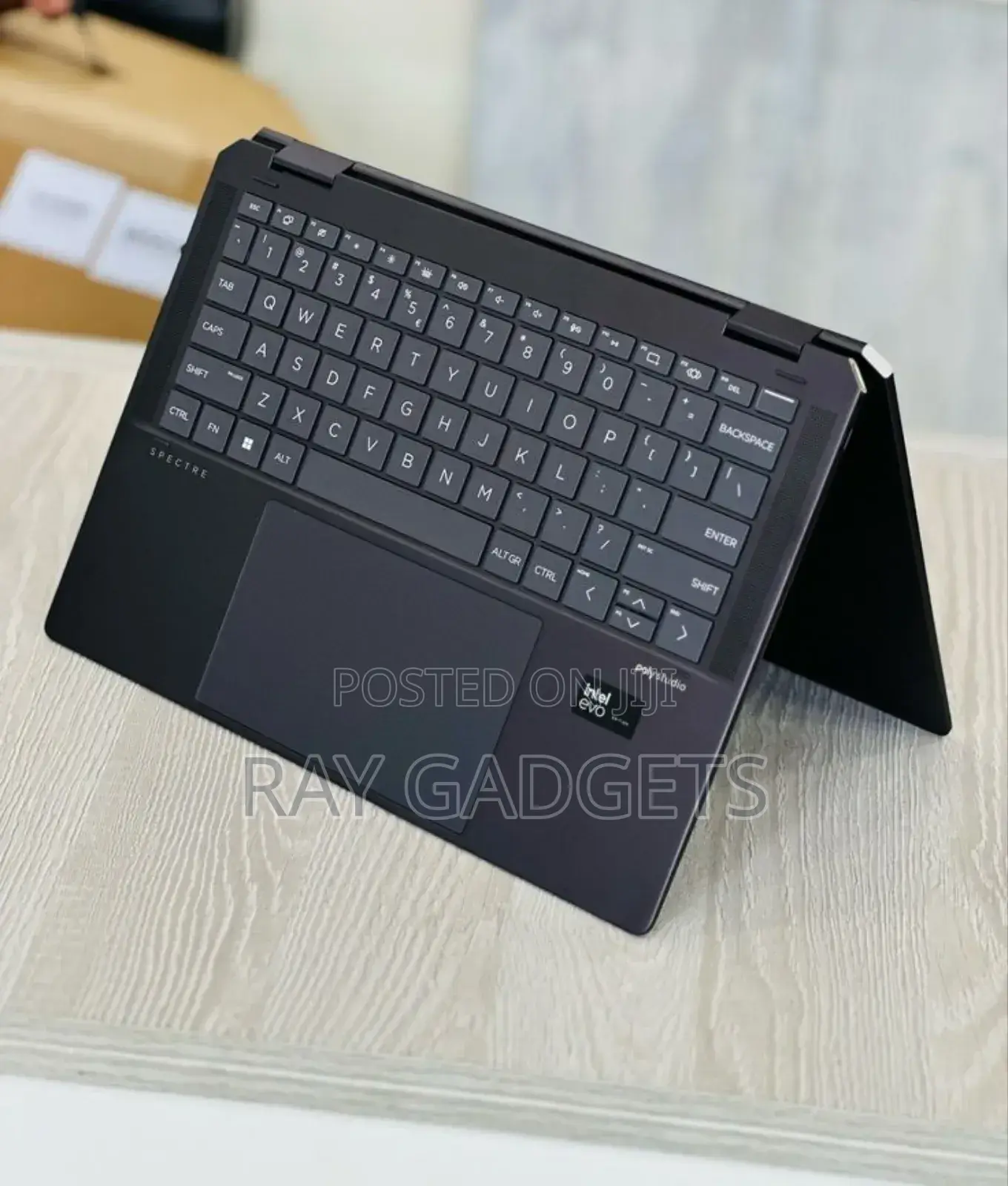 New Laptop HP Envy x360 8GB Intel Core i7 SSD 256GB