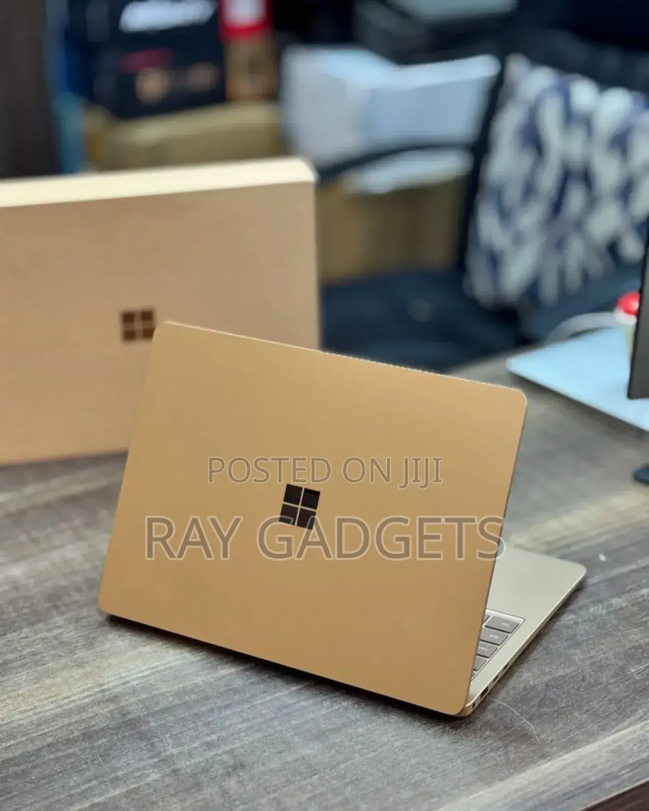 New Laptop Microsoft Surface Laptop 5 8GB Intel Core i5 SSD 256GB