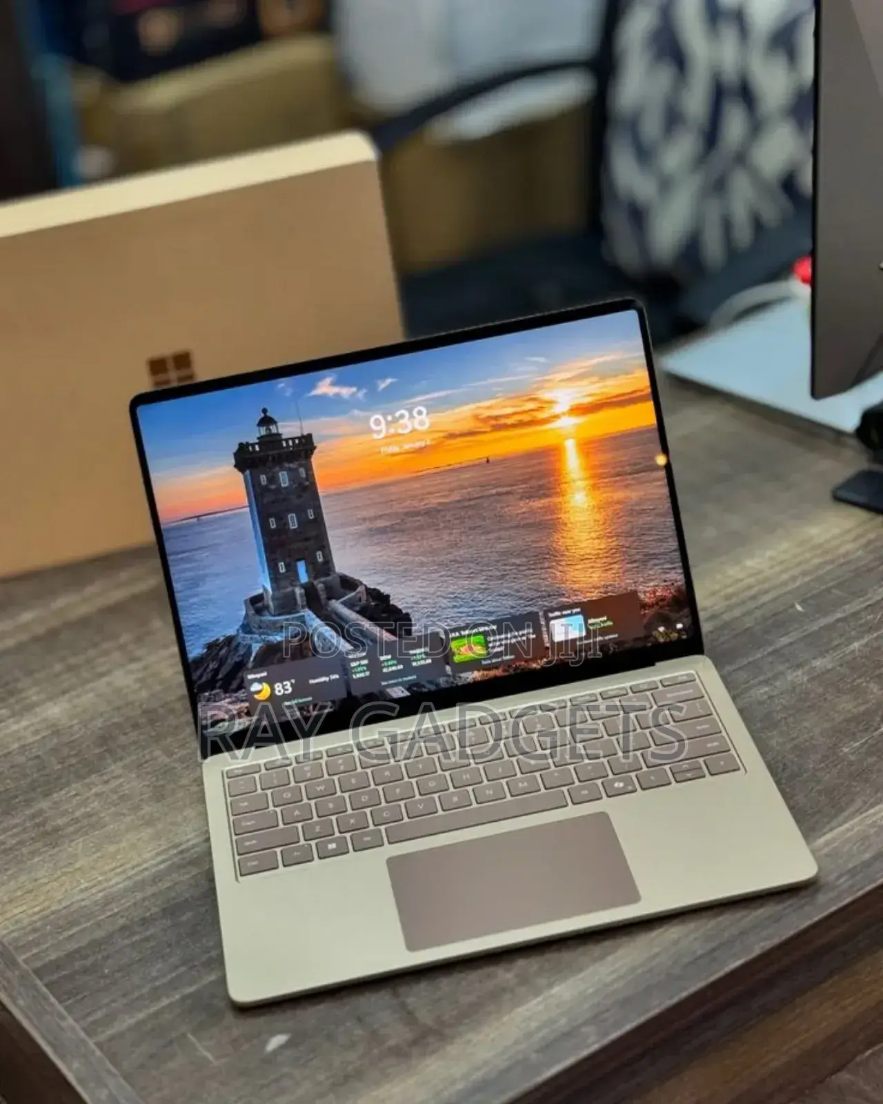 New Laptop Microsoft Surface Laptop 5 8GB Intel Core i5 SSD 256GB