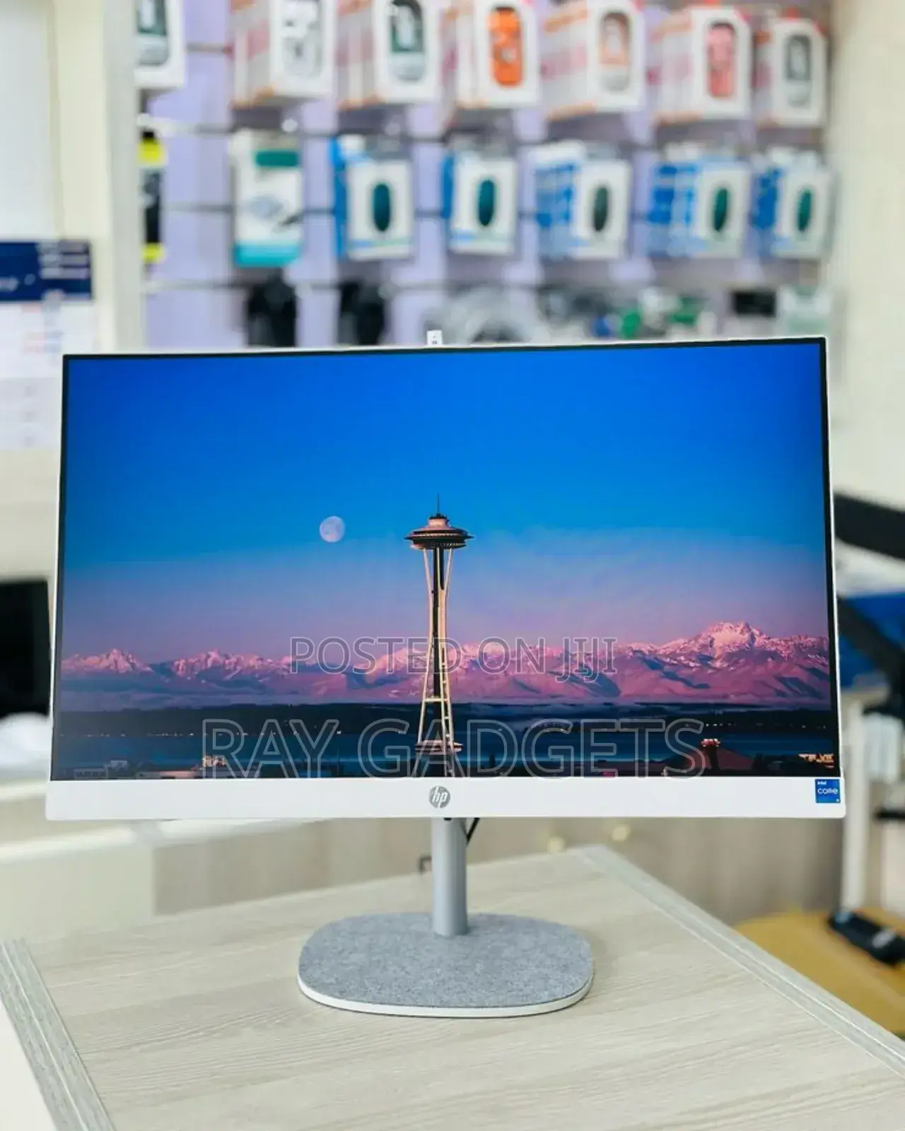 New HP 200 G4 22 All-in-One 16GB Intel Core i7 SSD 512GB
