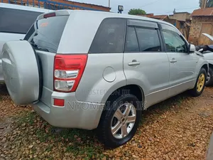 Suzuki Escudo 2008 Silver