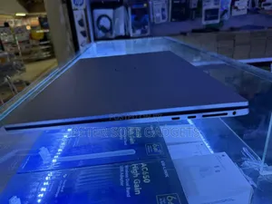Laptop Dell XPS 17 9720 16GB Intel Core i7 SSD 512GB