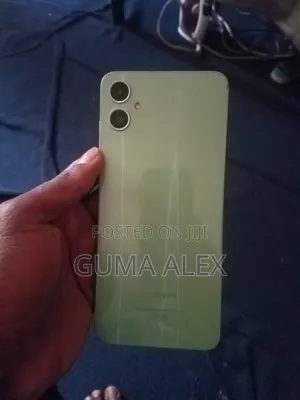 Samsung Galaxy A05 64 GB Silver