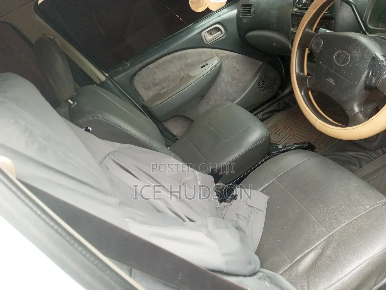 Toyota Raum 2002 White