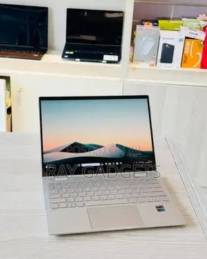 New Laptop HP EliteBook x360 1030 G4 8GB Intel Core i7 SSD 256GB