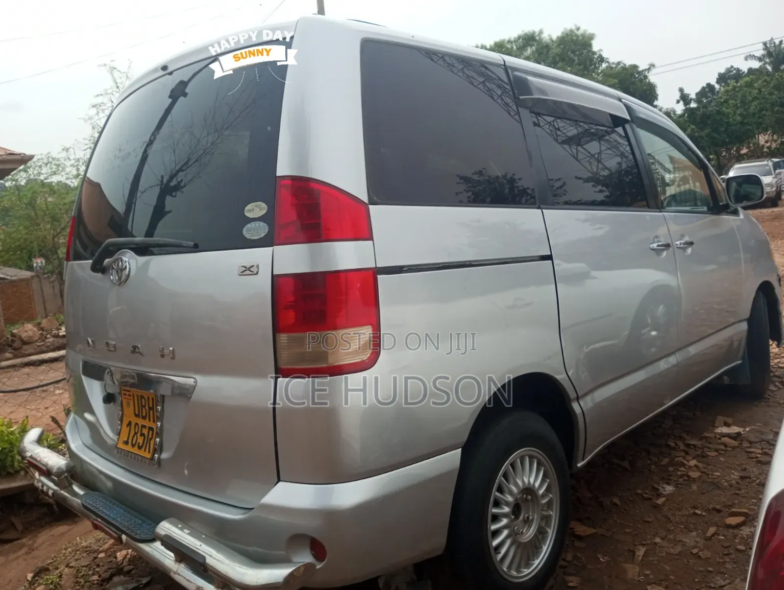 Toyota Noah 2006 Silver