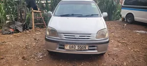 Toyota Raum 2003 Gray