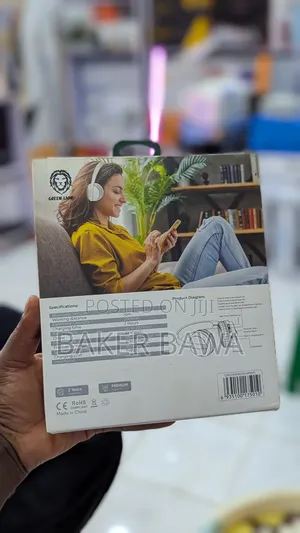 Green Lion Stamford Wireless Bluetooth Headphone.