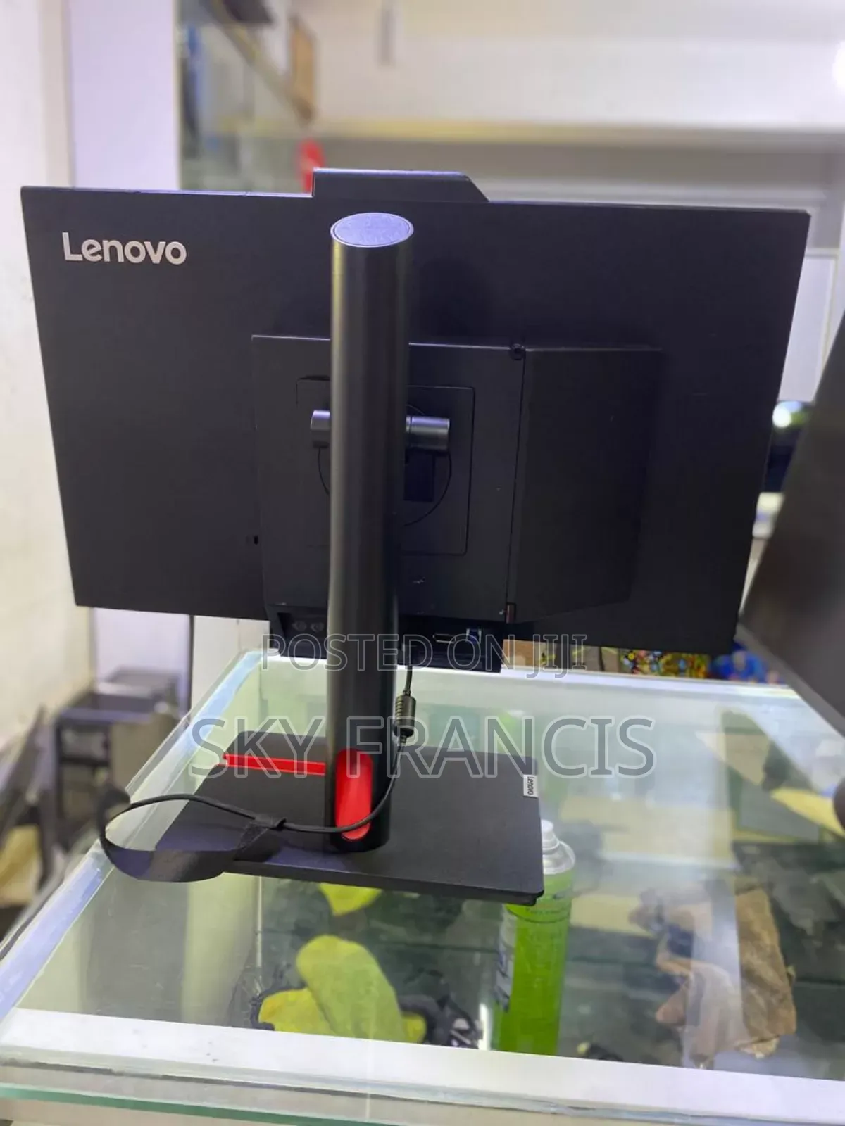 Desktop Computer Lenovo 8GB Intel Core i3 HDD 500GB