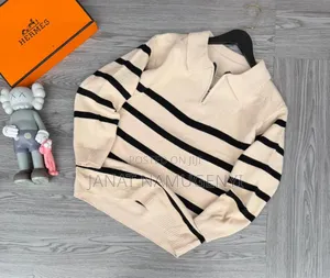 Big Striped Zipped Sweaters