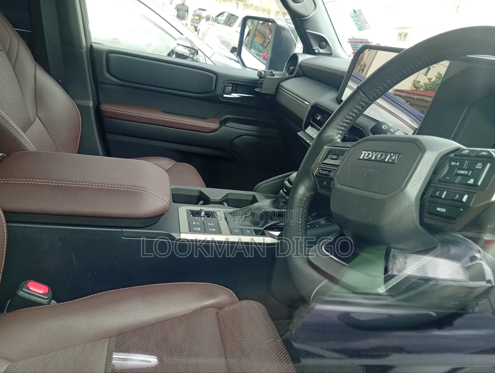 Toyota Land Cruiser 2024 White