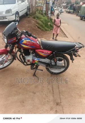 Bajaj CT 125X 2025 Red