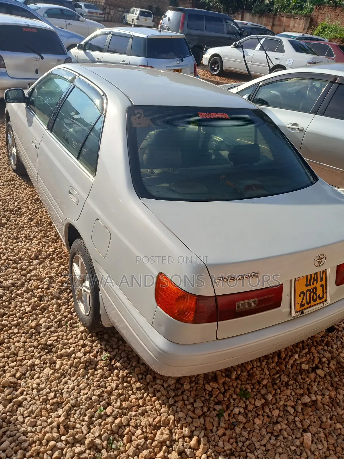Toyota Premio 1.5 FWD 2015 Silver