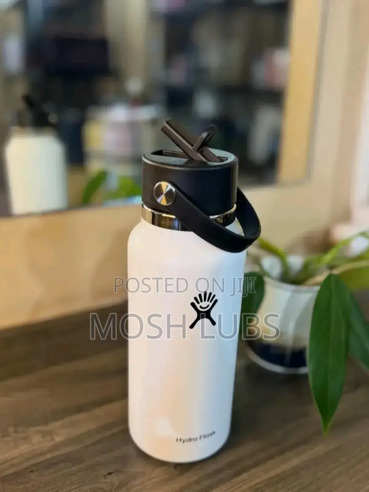 Hydro Flask 32oz {Stay Hydrated in Style}