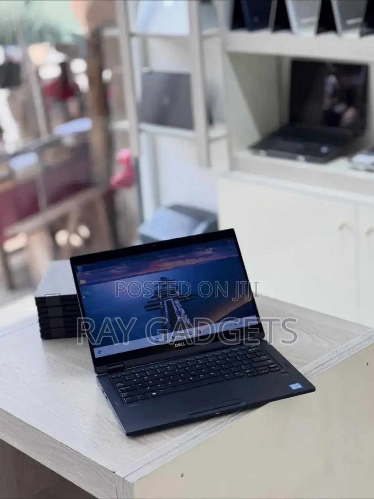 New Laptop Dell Latitude 7200 2-in-1 16GB Intel Core i7 SSD 512GB