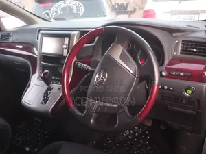Toyota Alphard 2011 White