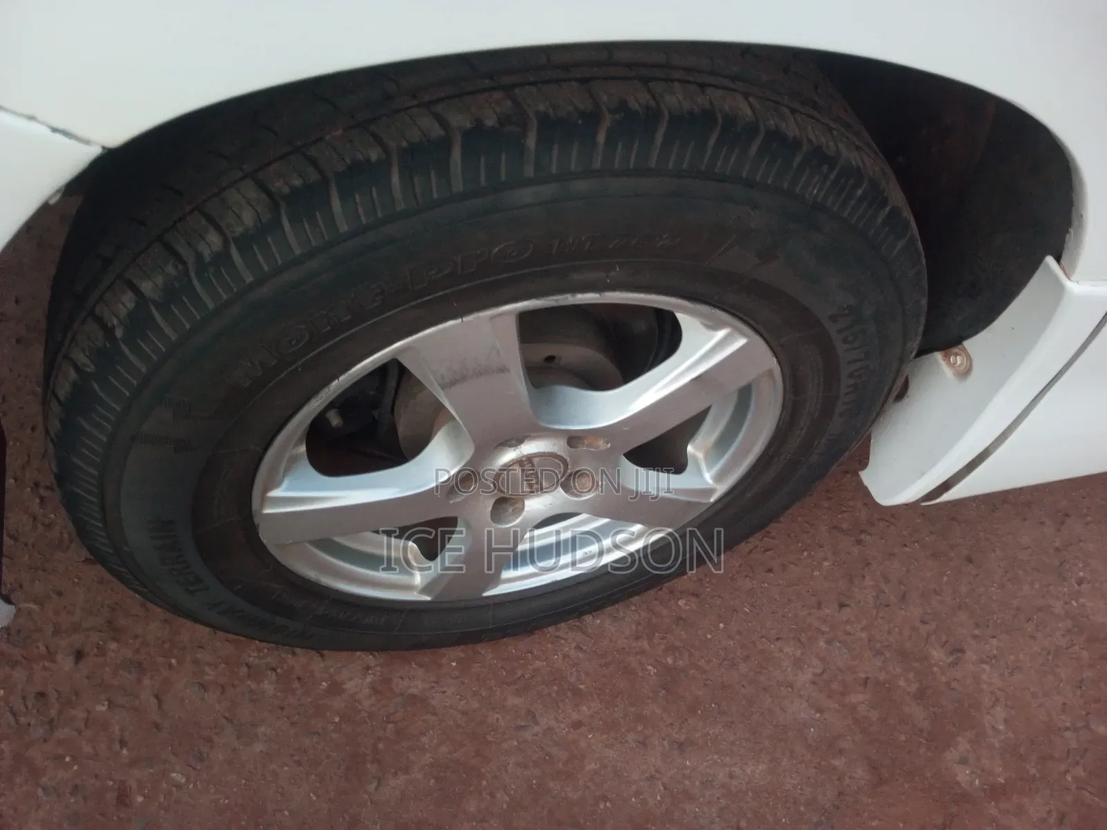 Toyota Alphard 2011 White