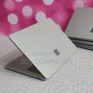 New Laptop Microsoft Surface 16GB Intel Core i5 SSD 256GB
