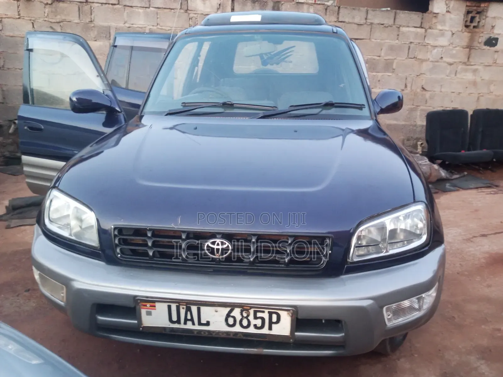 Toyota RAV4 Automatic 2000 Blue