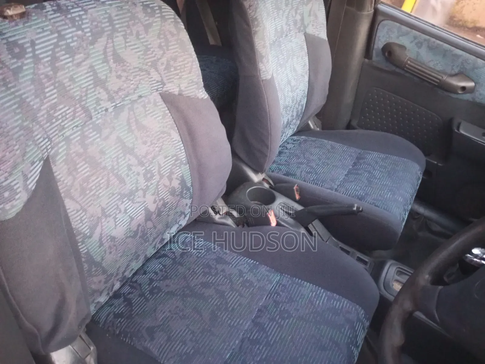 Toyota RAV4 Automatic 2000 Blue