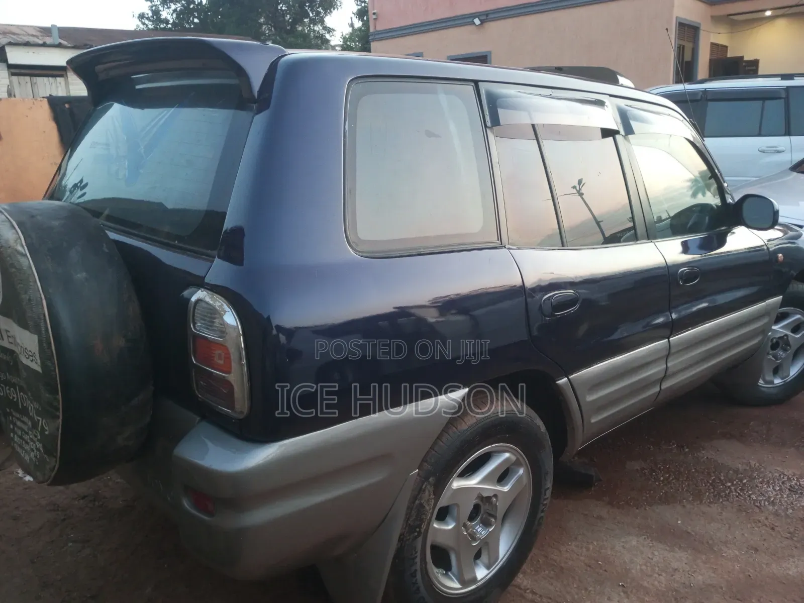 Toyota RAV4 Automatic 2000 Blue