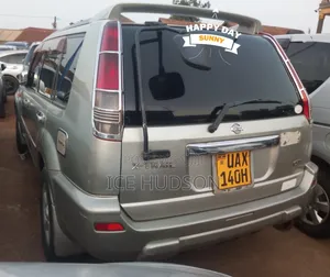 Nissan X-Trail 2002 Gray