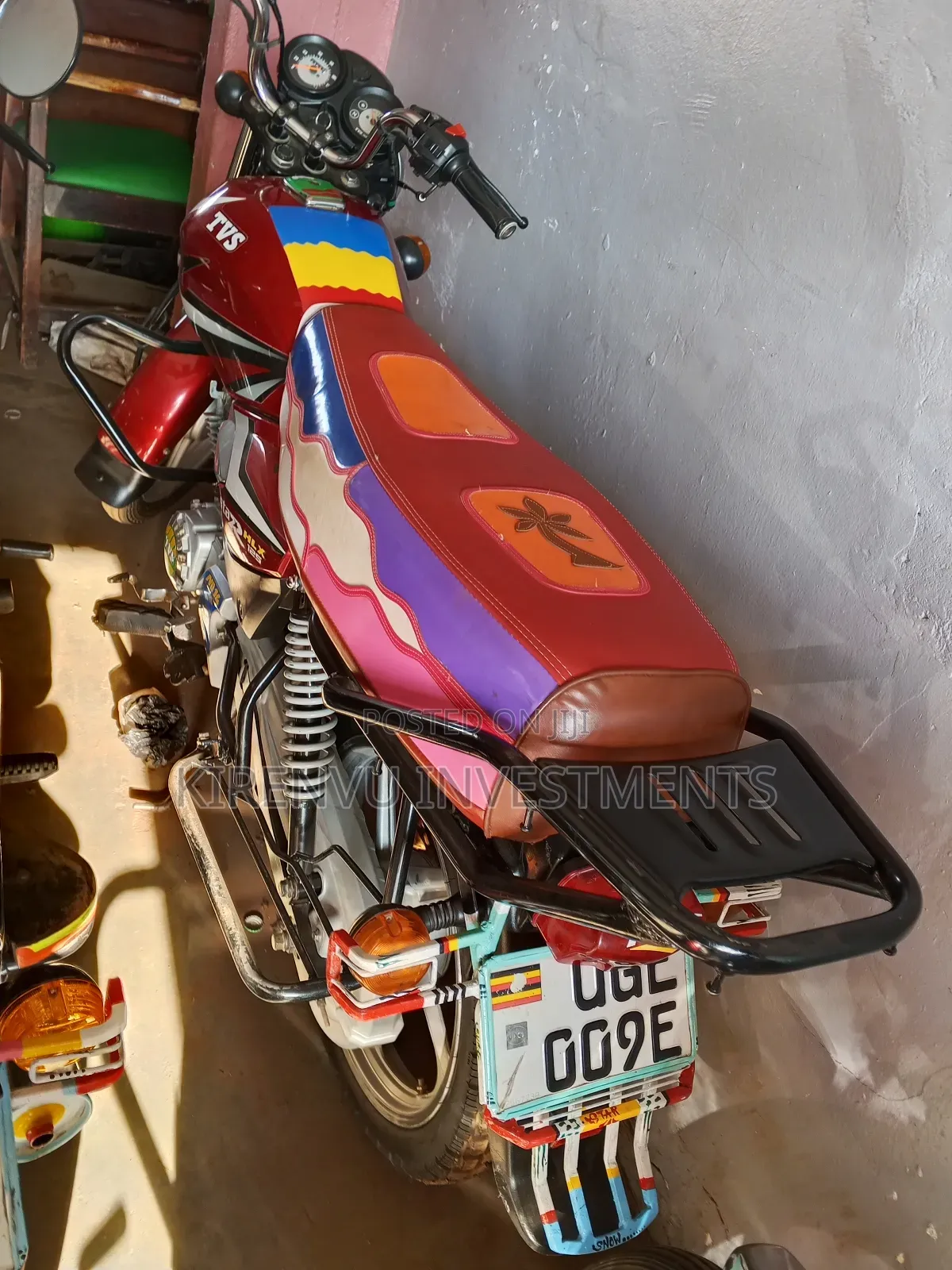 TVS HLX 125 2020 Red