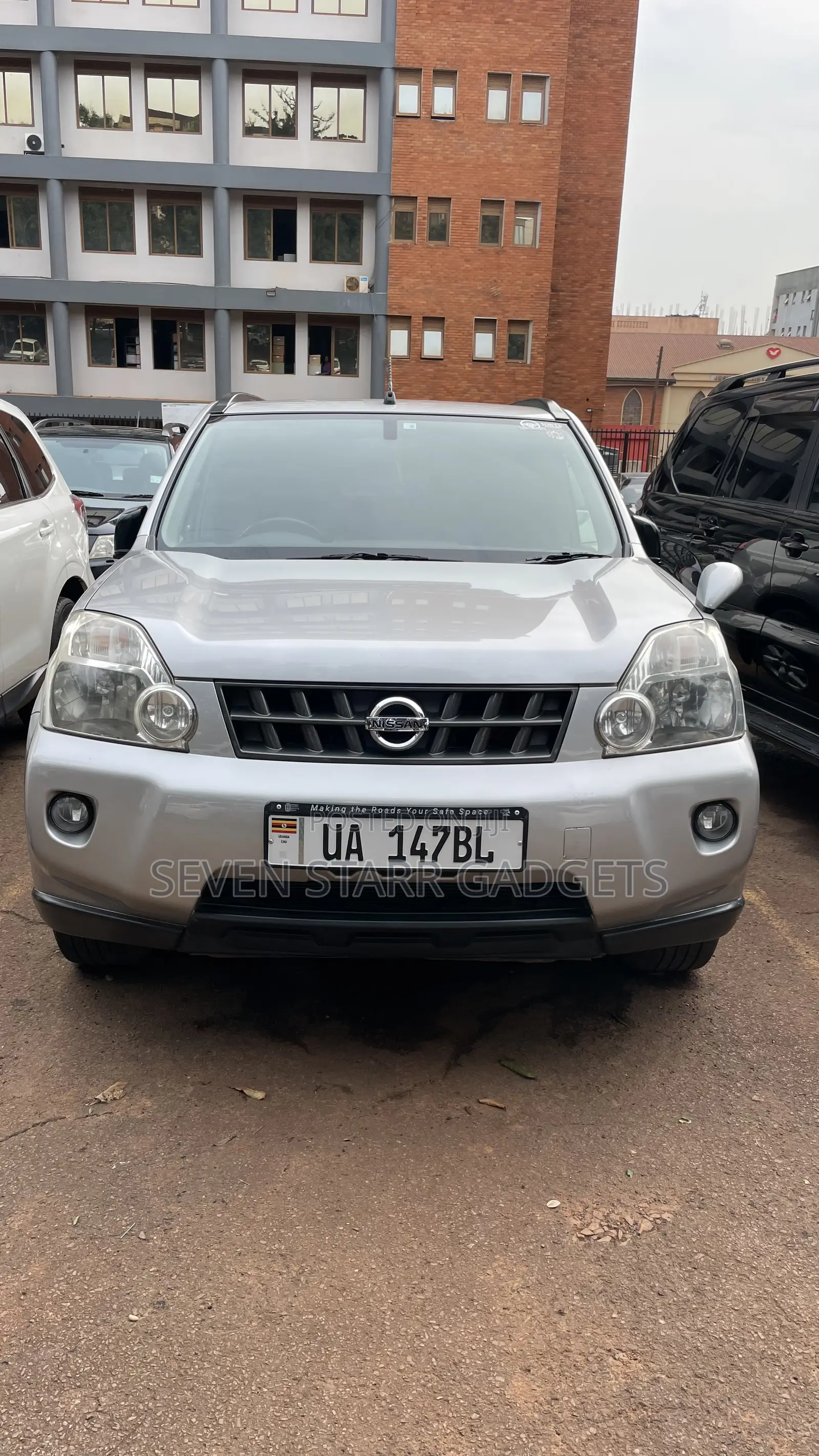 Nissan X-Trail 2010 Silver